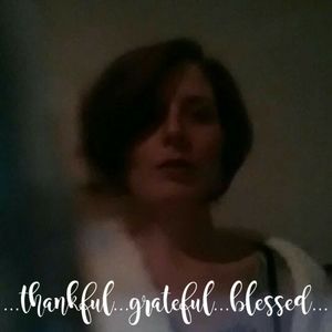 Meet your Posher, Dee